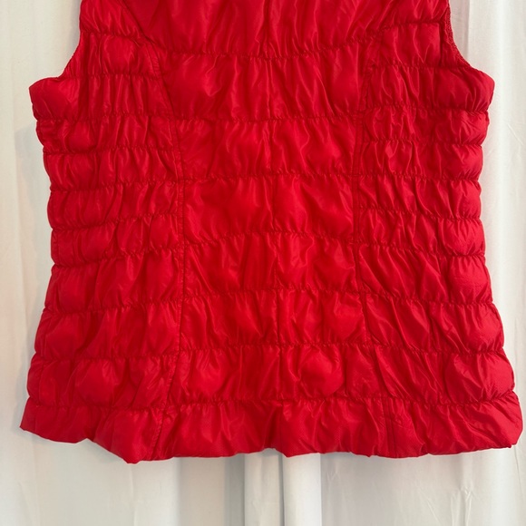 Athleta Downilicious Goose Down Puffer Vest Red Women’s XL Packable Lightweight - Picture 7 of 9